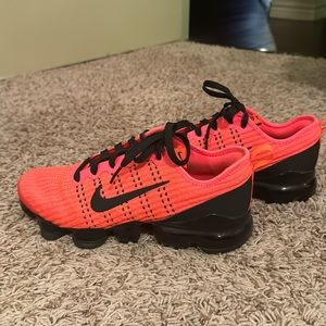 Nike Vapormaxes!!